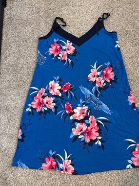 Soma XS night shirt, adjustable straps, worn 1x